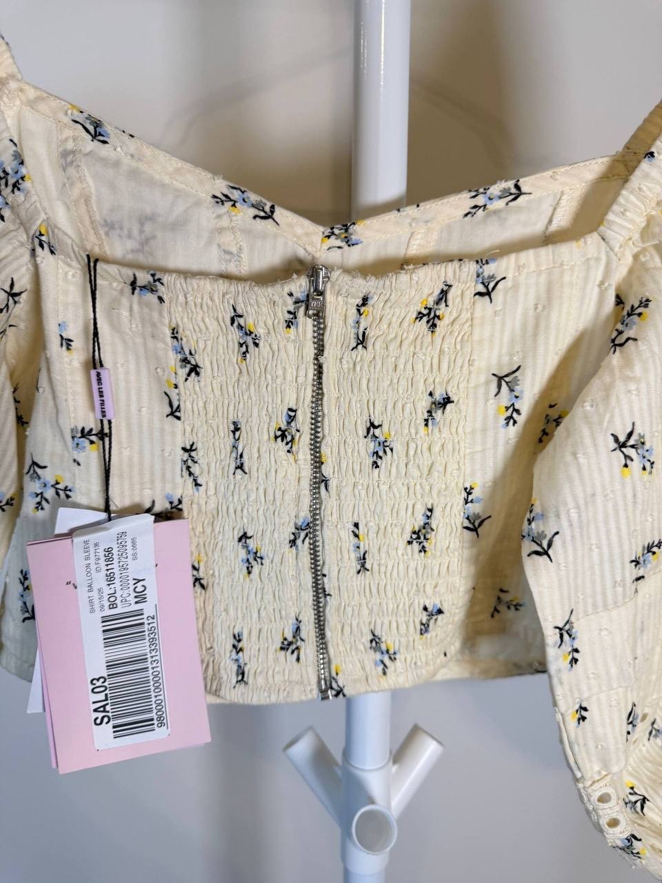 Avec Les Filles Off‑Shoulder Floral Blouse – Size S – NWT