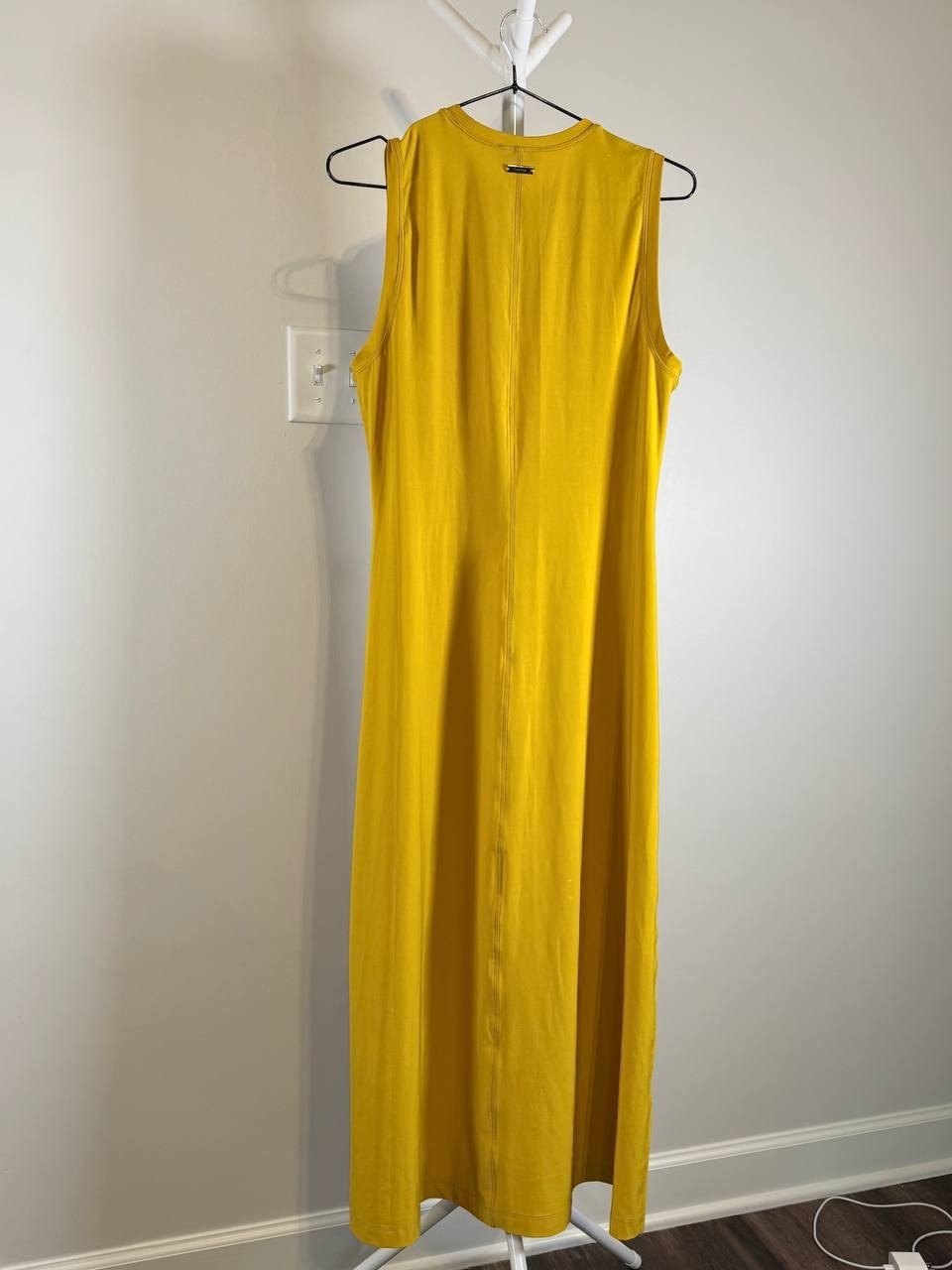 Calvin Klein Lemon Amber Midi Dress – Size M – NWT