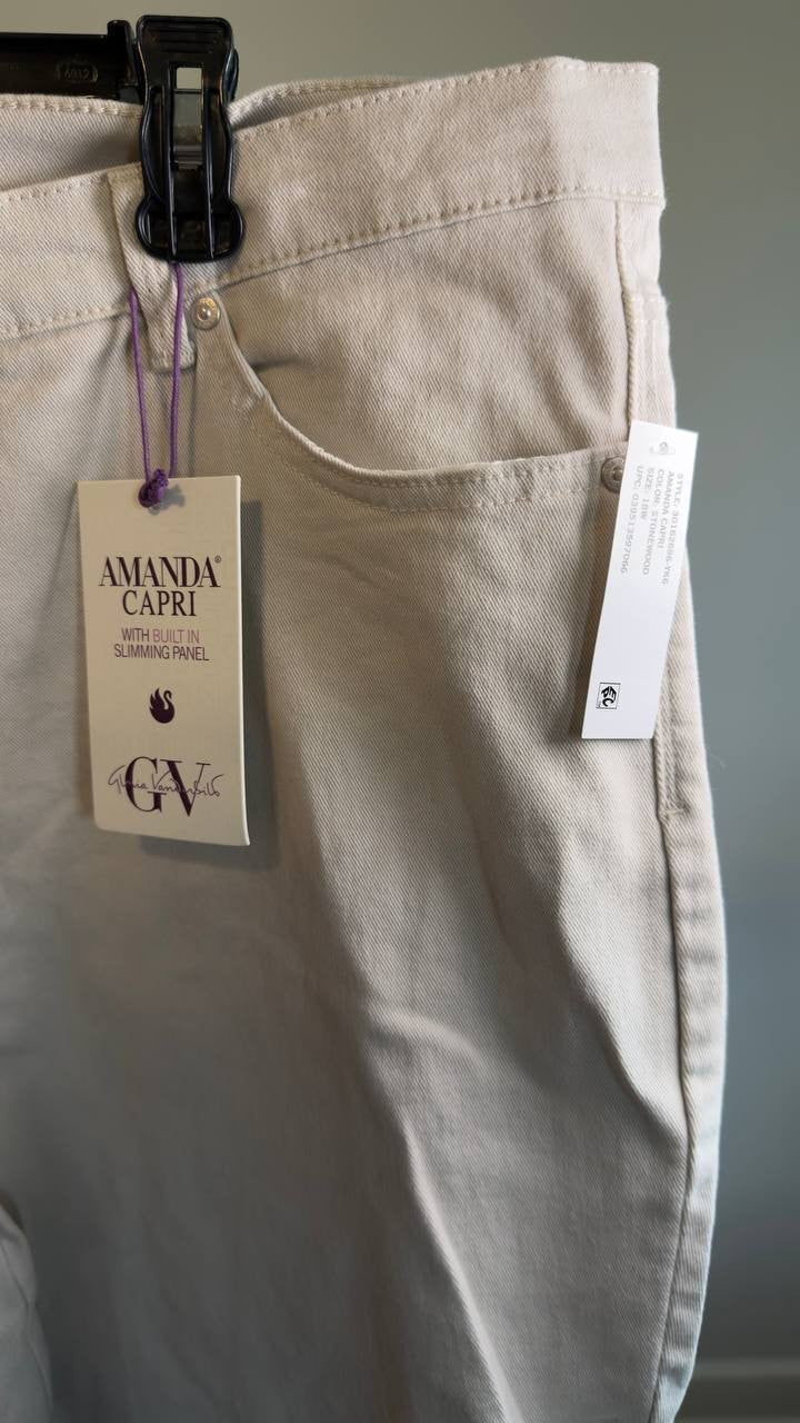 Gloria Vanderbilt Amanda Capri Pants Plus Size 18W Stonewood NWT $50