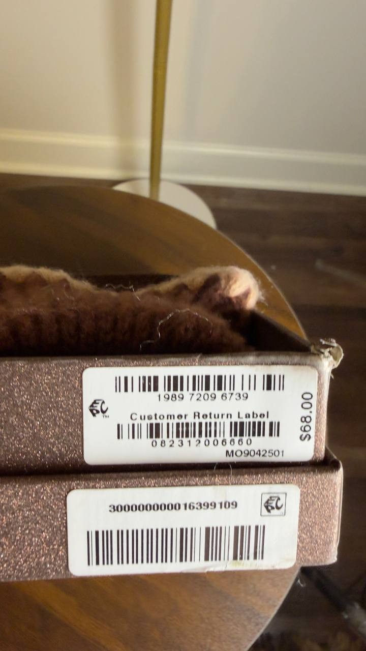 On  34th  Ribbed  Beanie  &  Gloves  Boxed  Set  Brown  One  Size  NWT  $68 