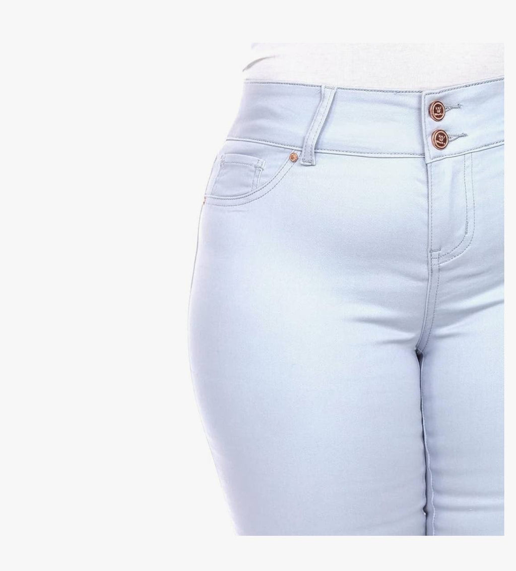 White Mark Plus Size High-Rise Super Stretch Denim Capri Jeans, Size 16