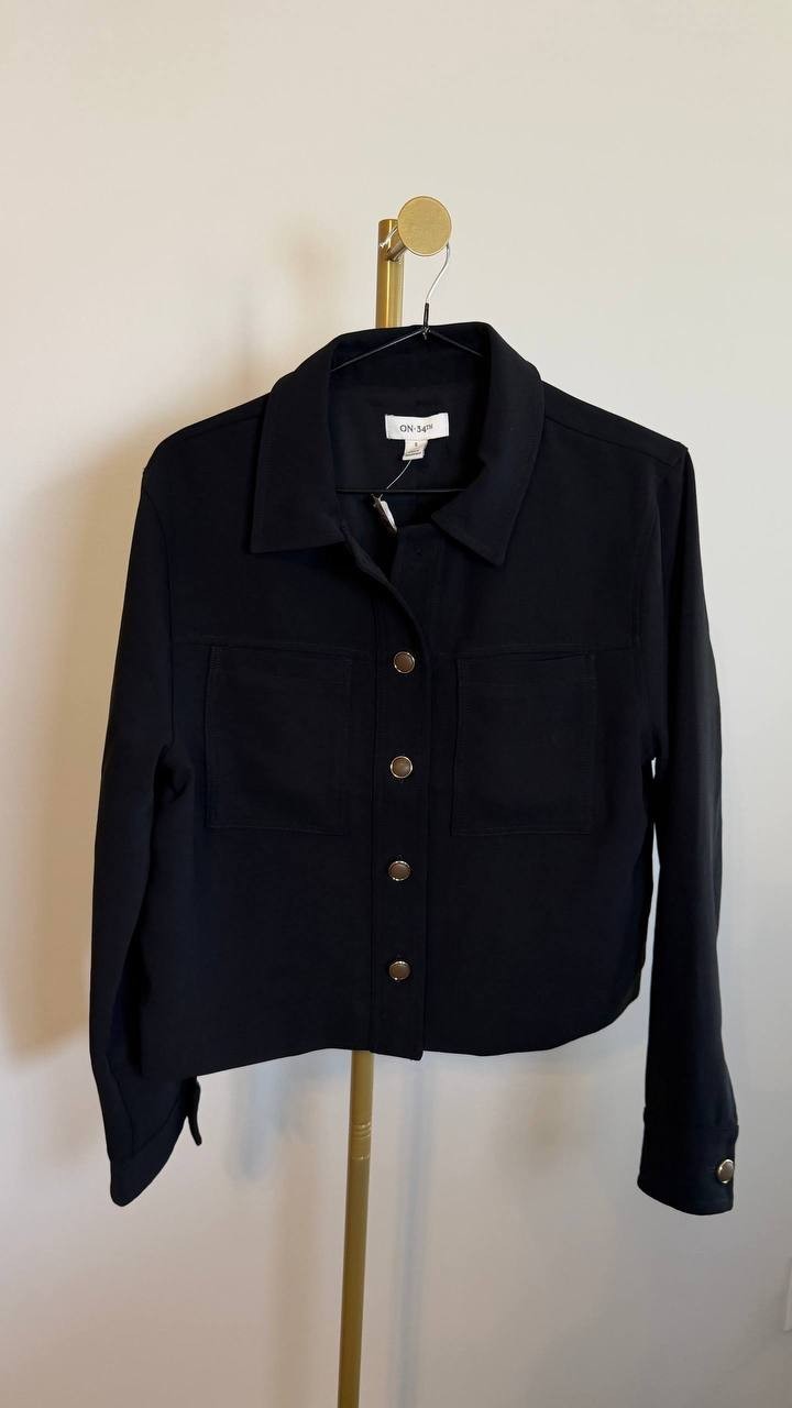 On34th Women’s Cropped Jacket Black Long Sleeve SizeS NWT(one button is missing)