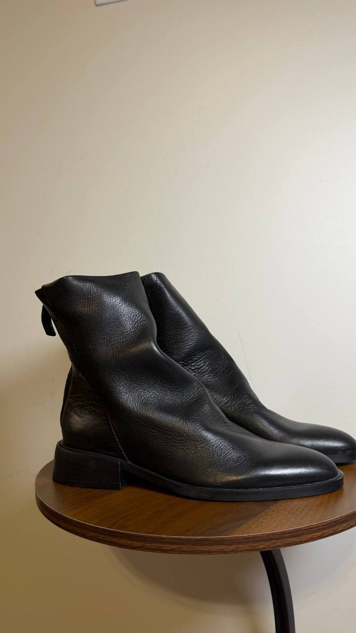 Steve Madden NEXIE Booties 8.5 Black Leather Pointed Toe Zip NIB msrp$159.9