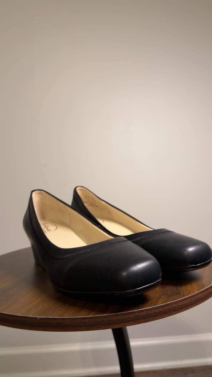 LifeStride  Groovy  Wedge  Pumps  Black  9  W  NWT  $65