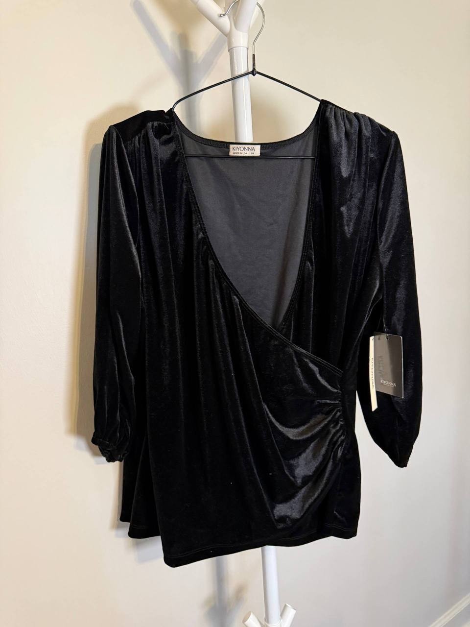 Kiyonna Odette Velvet Faux Wrap Top – Size 0X – NWT