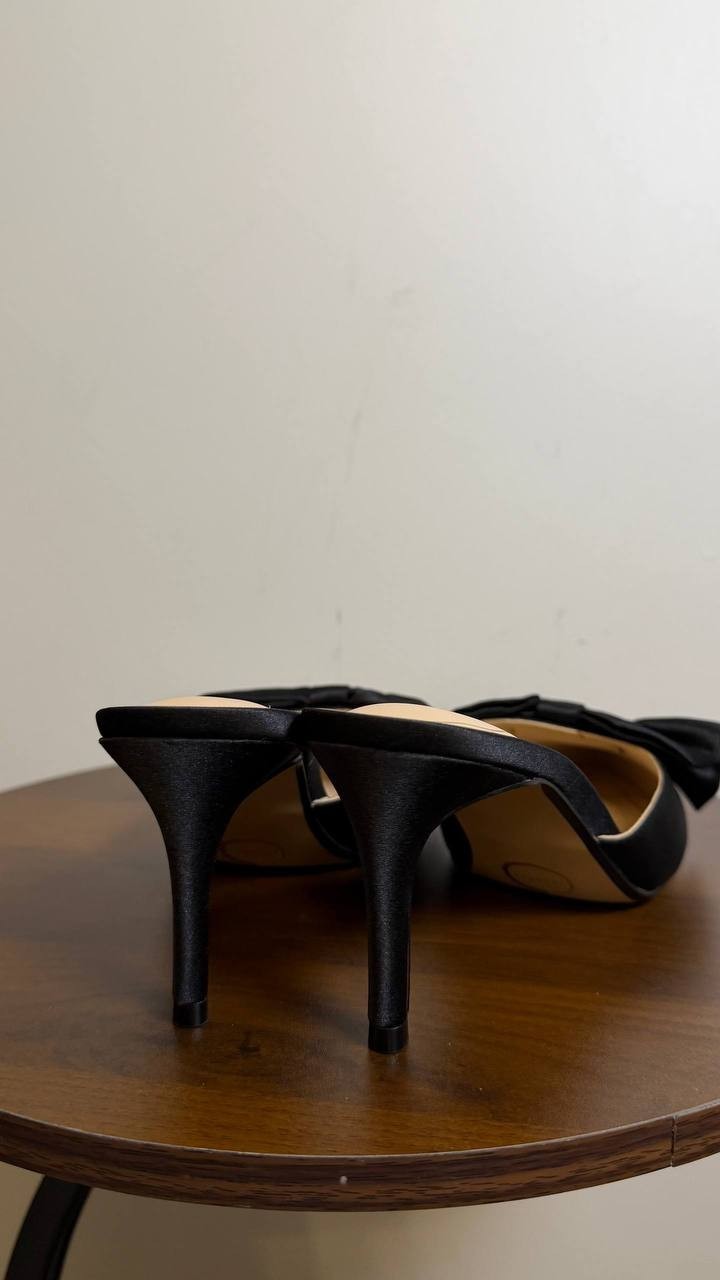 Journee Black Satin Tiarra Bow Heels 8.5M New in Box $93