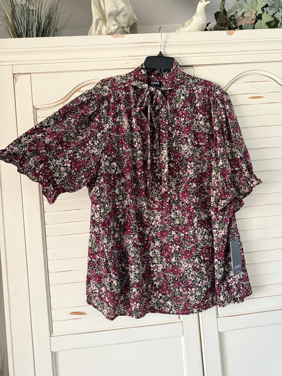 Jones NY Blouse 3X Bordeaux Multi Tie Neck Puff Sleeve Printed Plus Size NWT