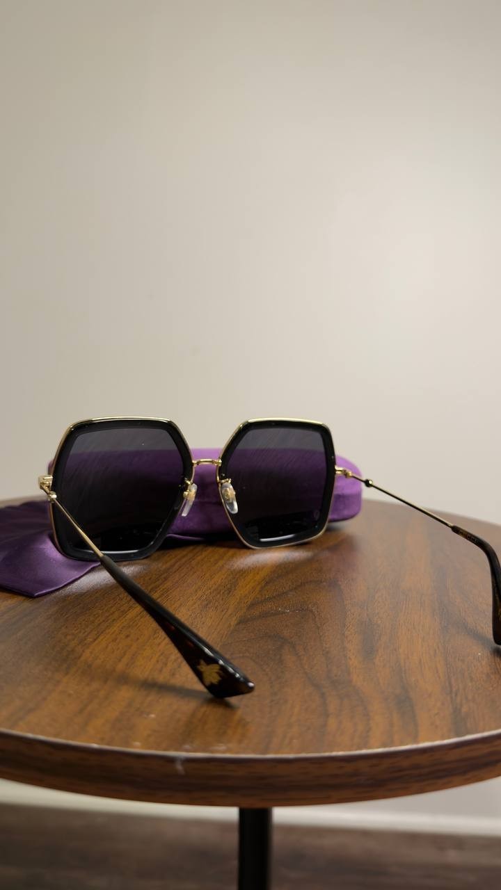 Gucci  GG0106S  Rectangle  Sunglasses  Black  OS  Pre‑Owned  Like  New  $420
