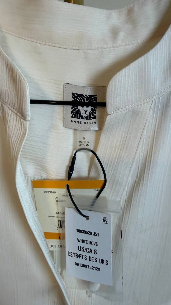 Anne Klein Women’s Pleat Front Blouse White Split Neck Long Sleeve Size S NWT