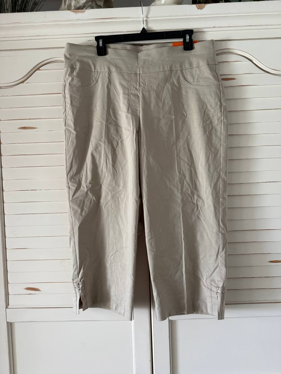 Hearts of Palm Plus Size Pull-On Capri Pants 18W Chino Beige Rayon NWT