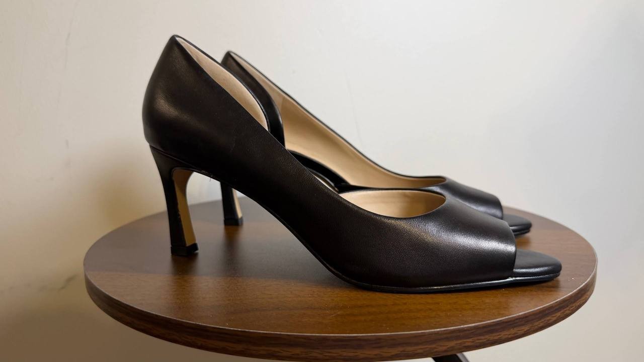 Giani Bernini Valorr Pumps 8M Black Leather Peep Toe d’Orsay NIB msrp$89.50