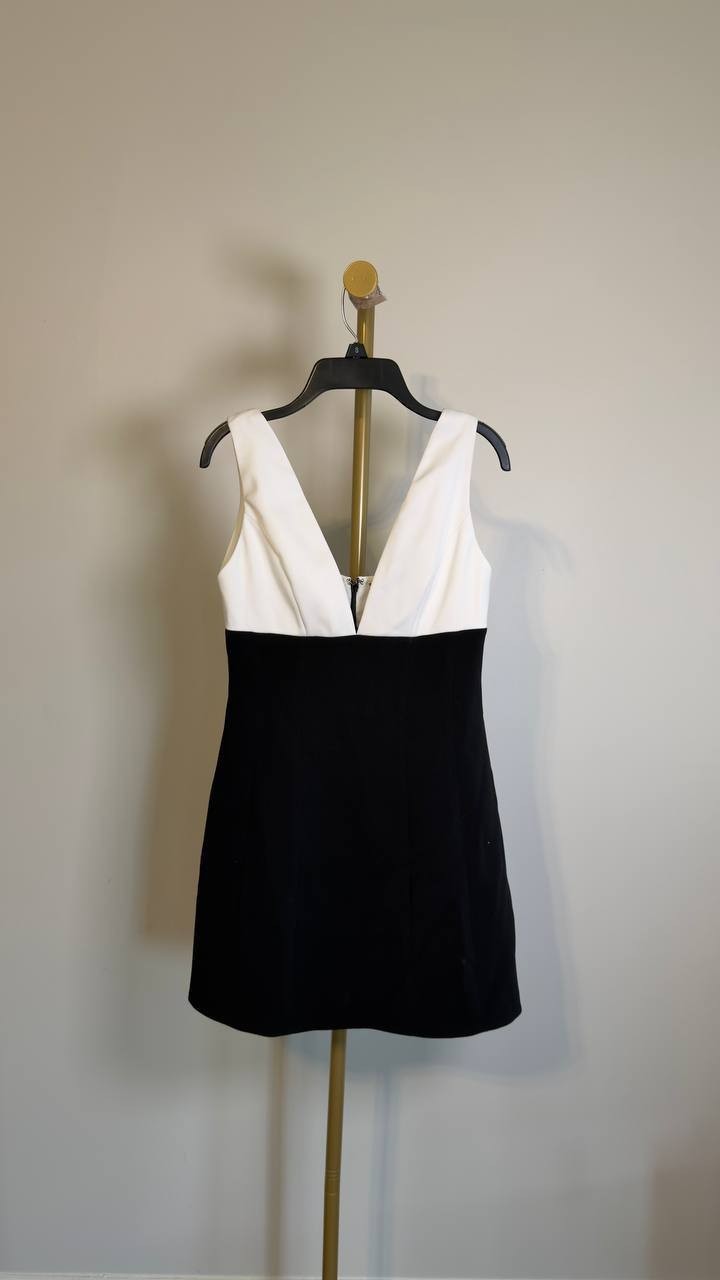 Alice + Olivia Mandy Deep Plunge Neck Mini Dress Black/Off White 2 NWT $395