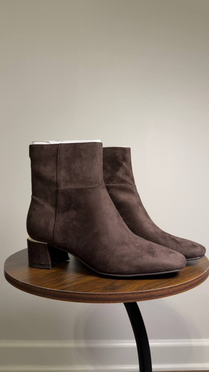 Calvin  Klein   Block  Heel  Ankle  Booties  Brown  Man‑Made  7M  New  $129