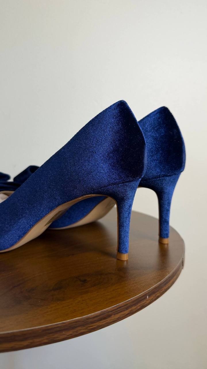 Journee Collection Crystol Pumps 7.5 Navy Velvet Bow Detail NIB
