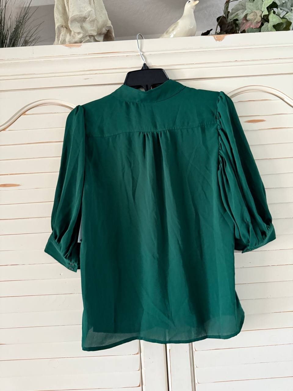 CeCe Puff Sleeve Button-Up Shirt Green Size S Feminine Blouse NWT MSRP $69