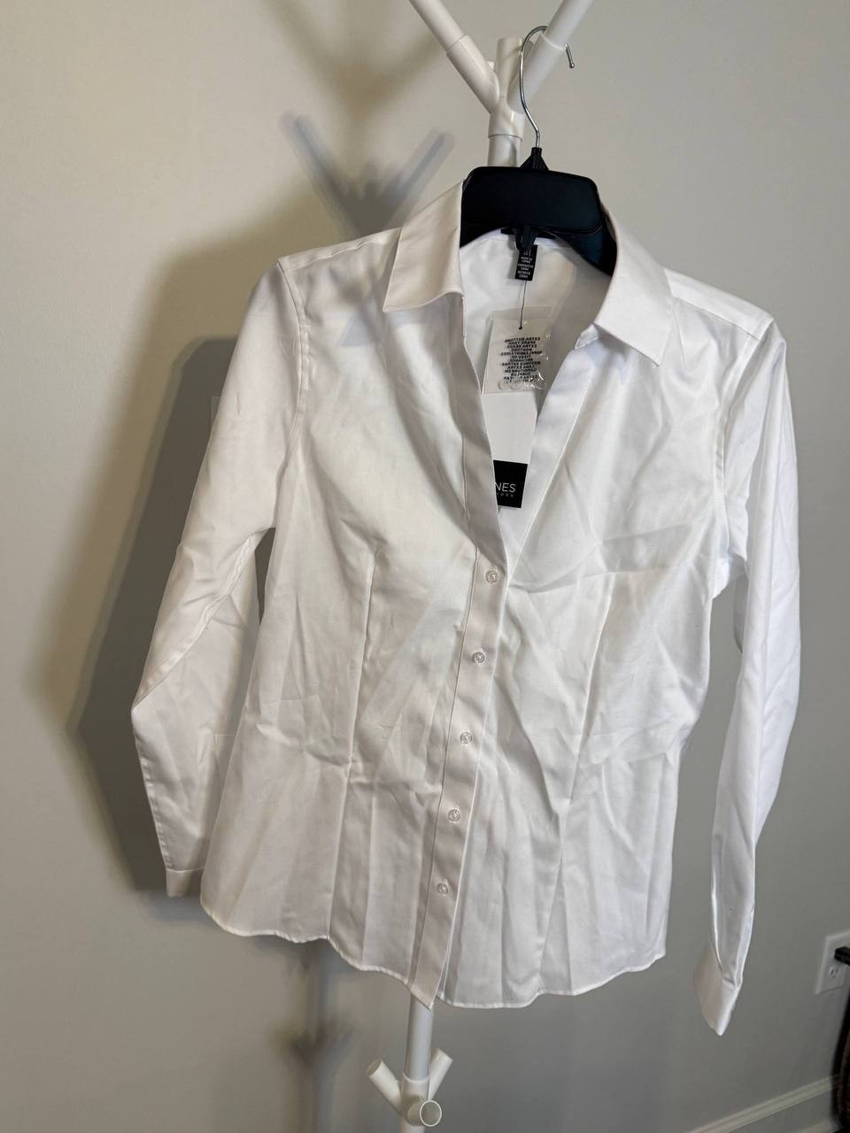 Jones New York  Easy‑Care Button‑Up Shirt – Size S – NWT – White – $79.50