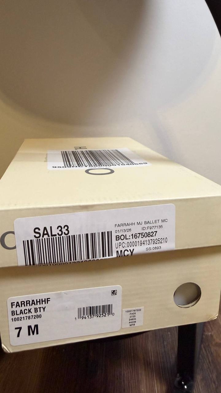 ON•34th Farrahh Flats 7M Black Fabric Sparkle Memory Foam NIB msrp$69.90