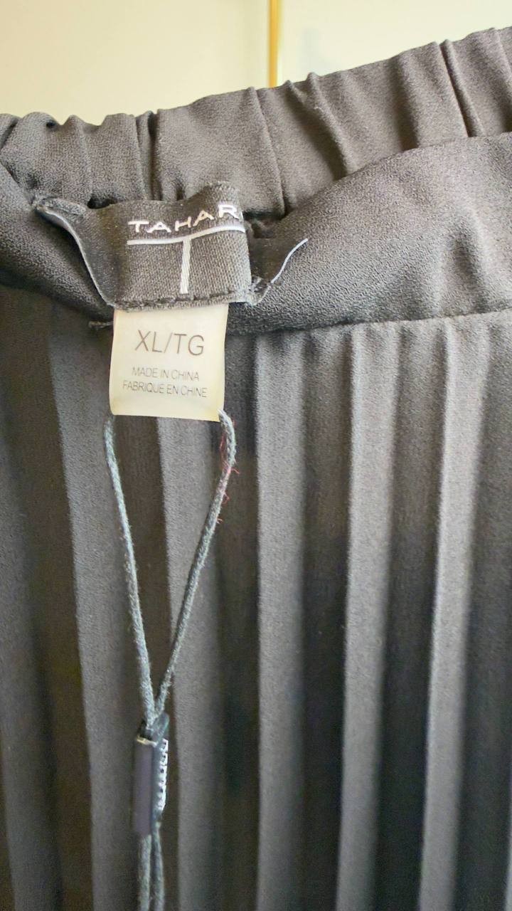 T Tahari Pull‑On Pleated Midi Skirt Black XL NWT $88
