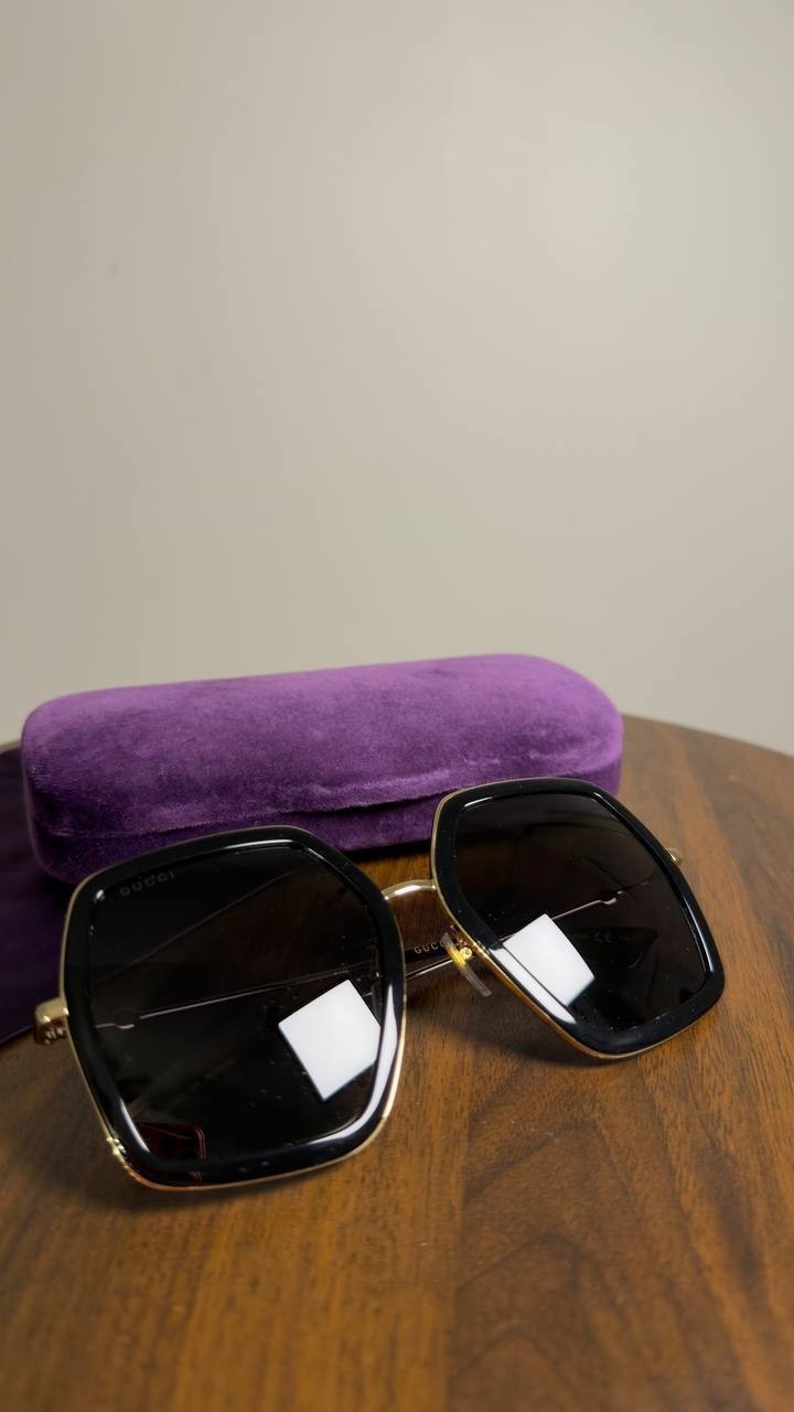 Gucci  GG0106S  Rectangle  Sunglasses  Black  OS  Pre‑Owned  Like  New  $420