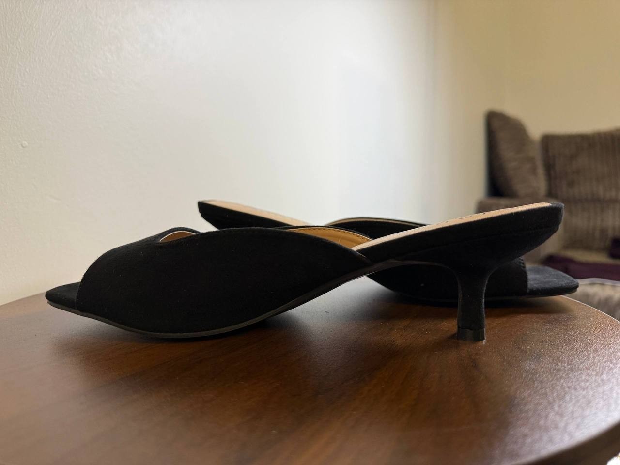 Journee Collection “Larna” Open‑Toe Wedge Sandals–Size 7.5 W–BlackFaux Suede–NIB