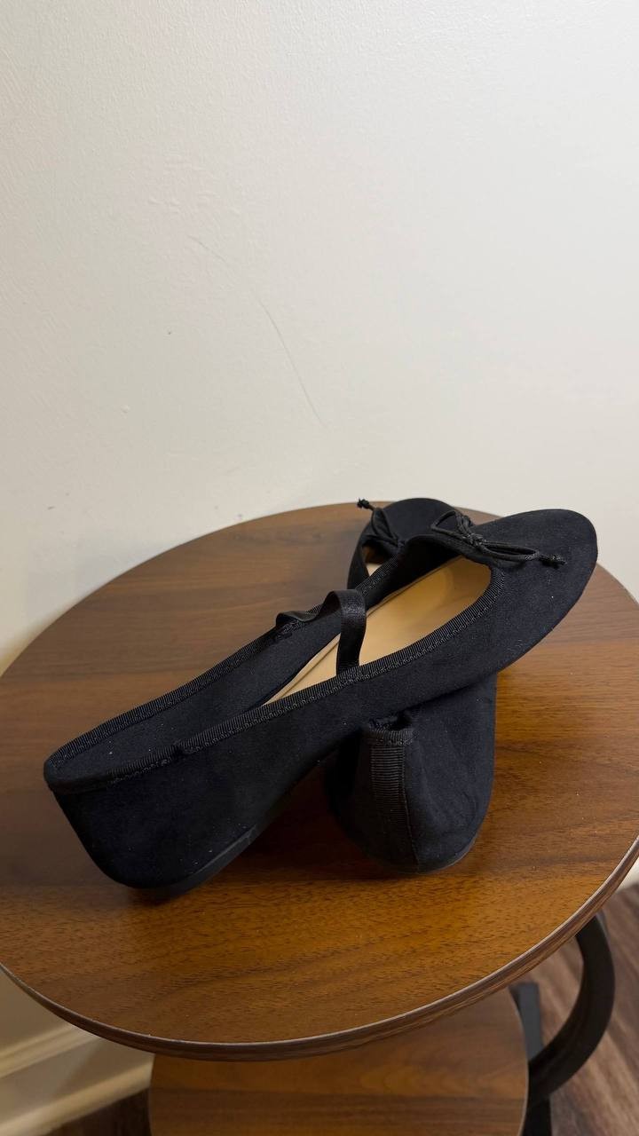 ON•34th Farrahh Flats 7M Black Fabric Sparkle Memory Foam NIB msrp$69.90