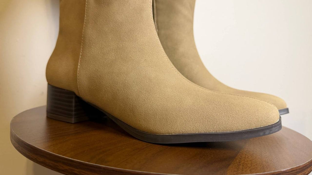 Journee Devri Boots 6.5M Greige Vegan Leather Knee‑High Zip NIB msrp$79.99
