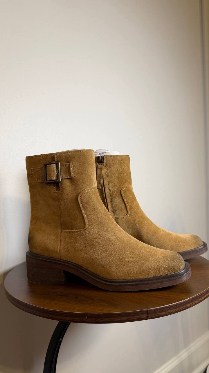 Franco Sarto Suede Booties 6.5M Tan New in Box MSRP $185
