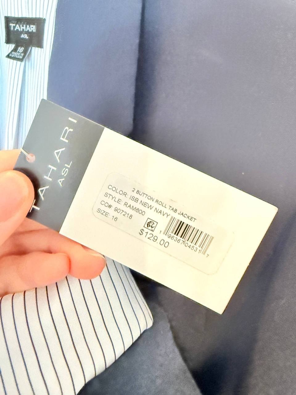Tahari ASL Notched Two‑Button Blazer – Size 16 – NWT – $129