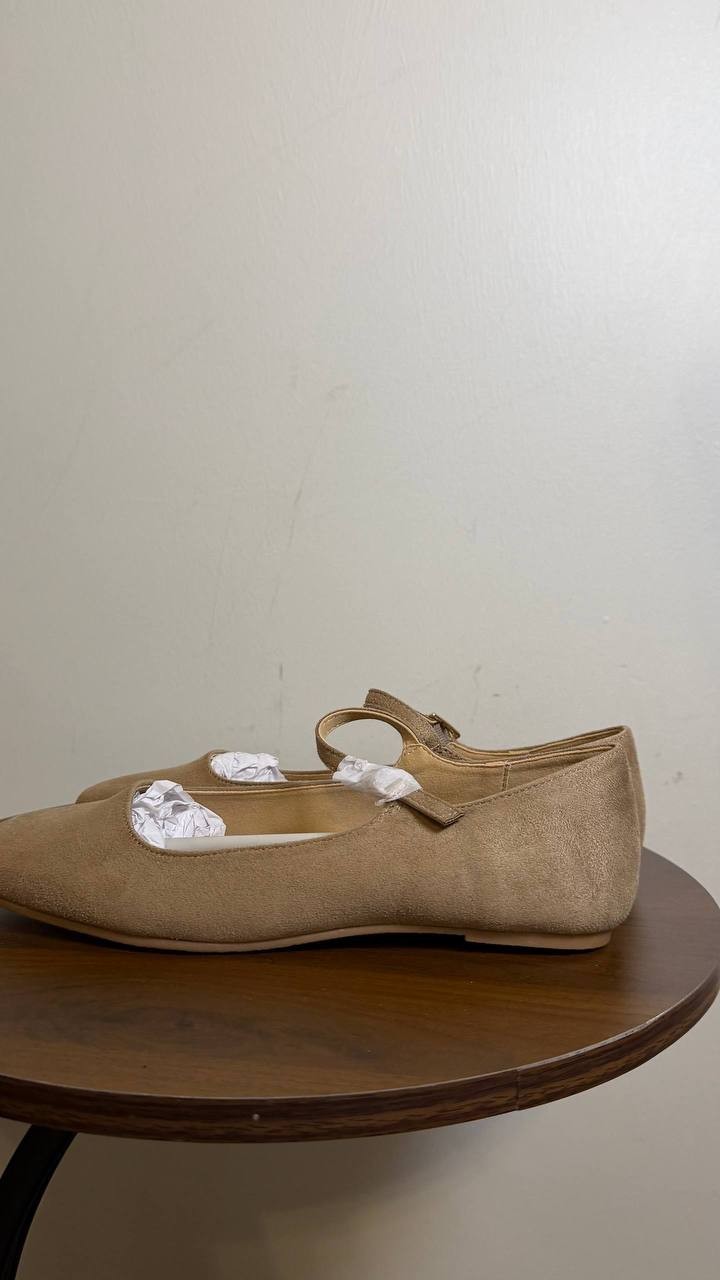 Journee Collection Taupe Polyurethane Mary Jane Flats 6.5 New w/o Box $71.99